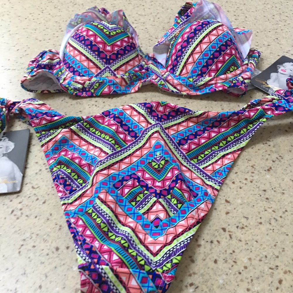 Ruffle Sweetheart Bikini Set Marilyn Monroe Multicolored New Size 12